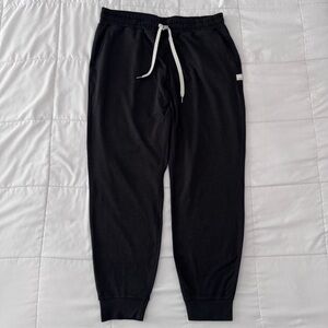 Vuori Performance Jogger in Black Women’s Size Medium